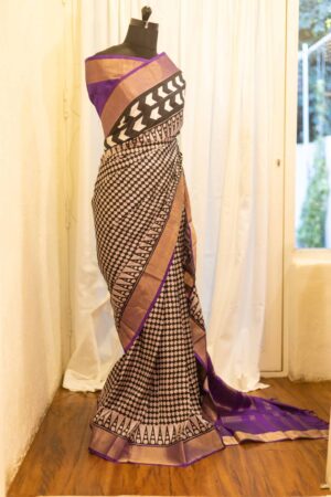 Twilight Elegance Black and Purple Printed Kanchipuram Silk Saree